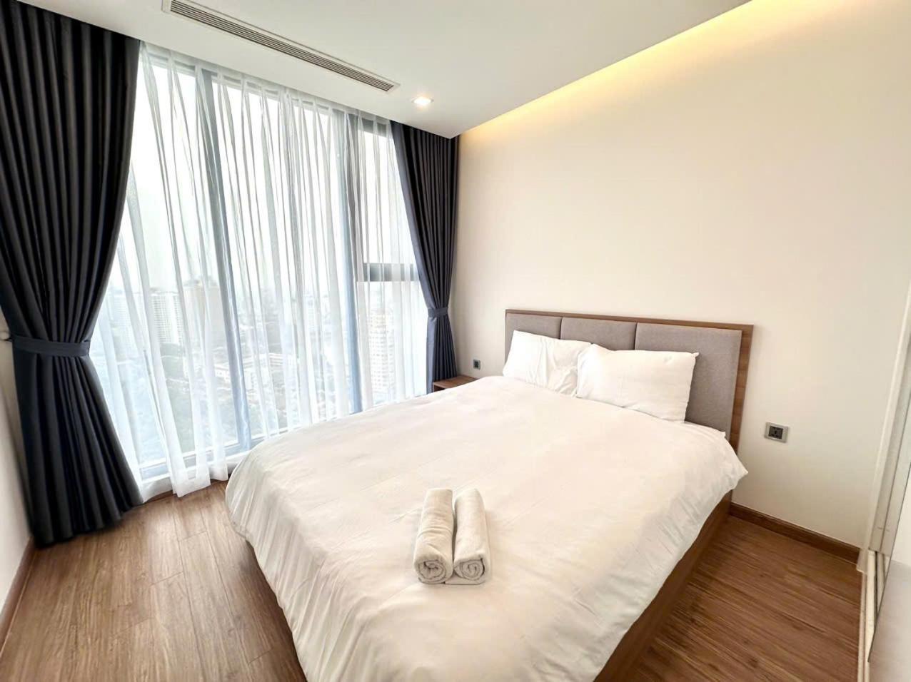 Luxury Apartment In Vinhomes Metropolis Hanoi Esterno foto