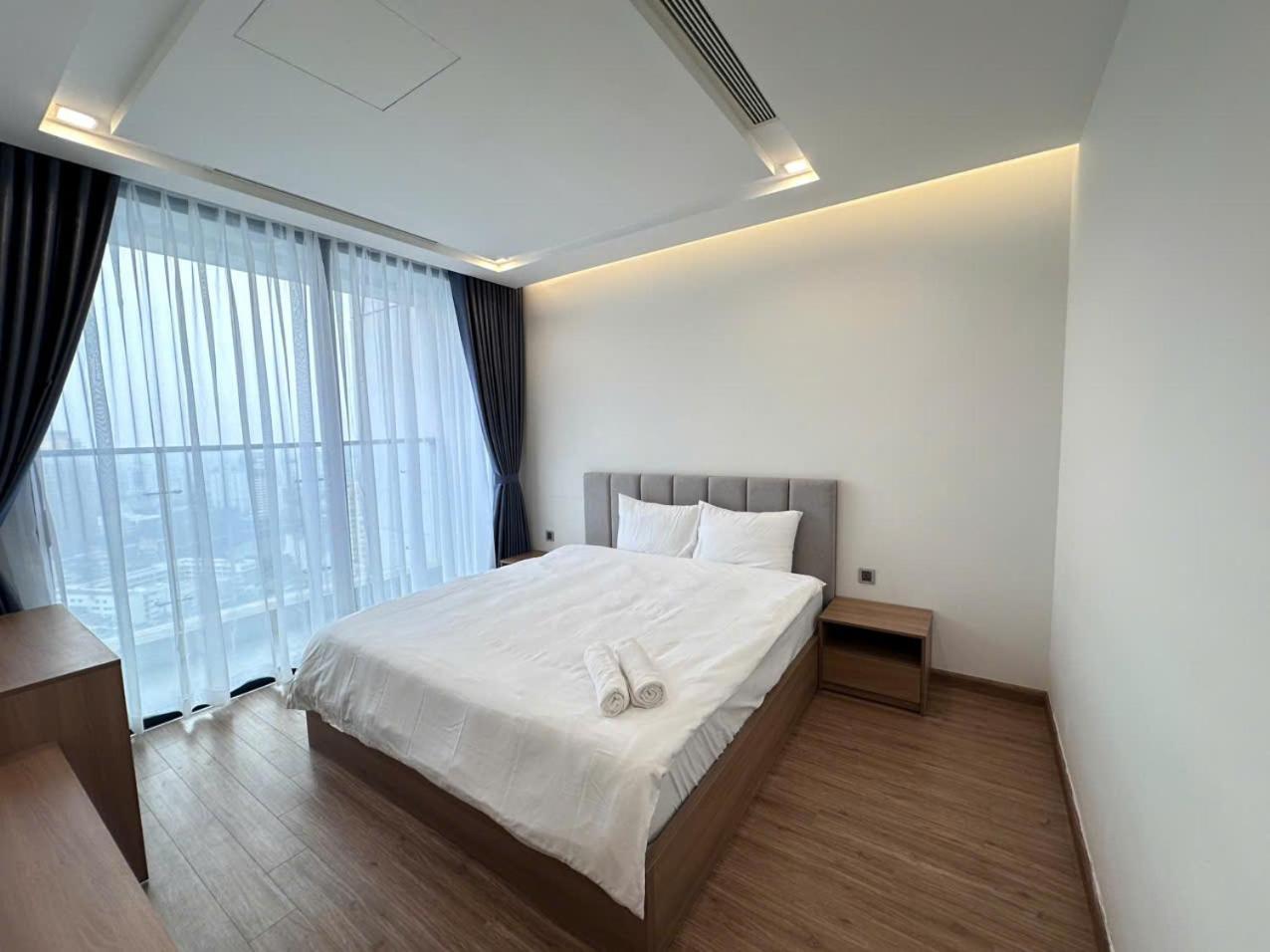 Luxury Apartment In Vinhomes Metropolis Hanoi Esterno foto