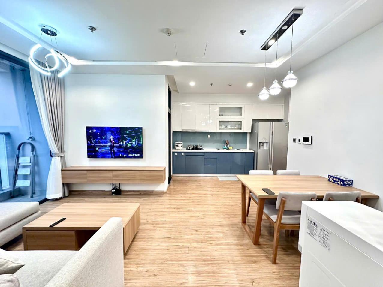 Luxury Apartment In Vinhomes Metropolis Hanoi Esterno foto