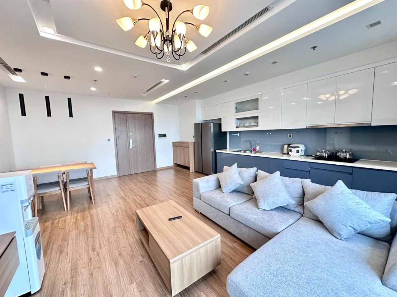 Luxury Apartment In Vinhomes Metropolis Hanoi Esterno foto