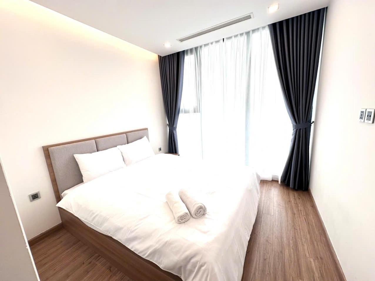 Luxury Apartment In Vinhomes Metropolis Hanoi Esterno foto