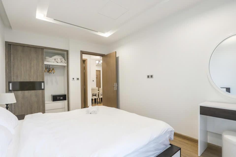 Luxury Apartment In Vinhomes Metropolis Hanoi Esterno foto