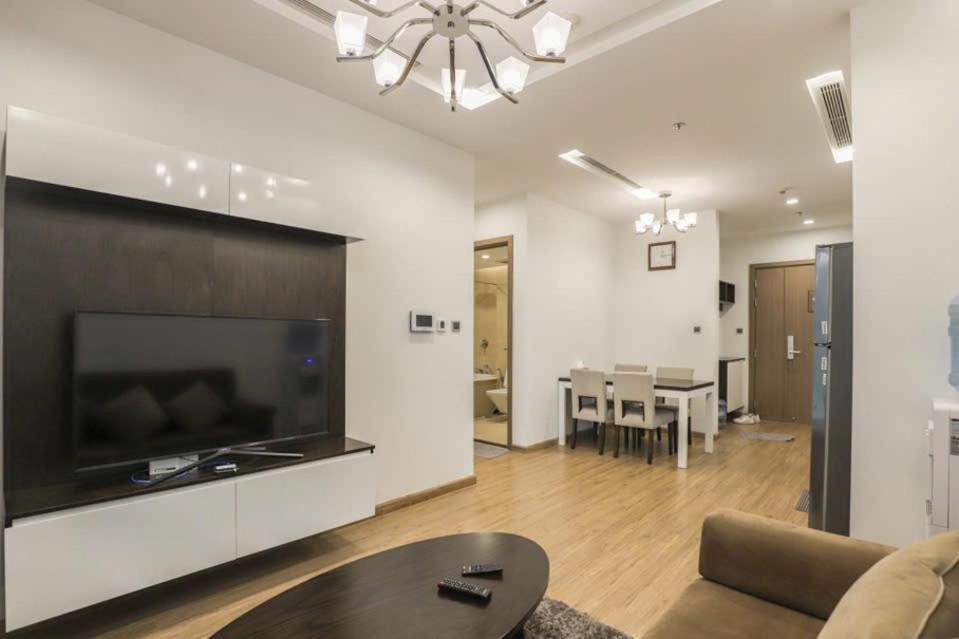 Luxury Apartment In Vinhomes Metropolis Hanoi Esterno foto