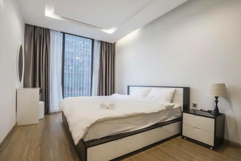 Luxury Apartment In Vinhomes Metropolis Hanoi Esterno foto
